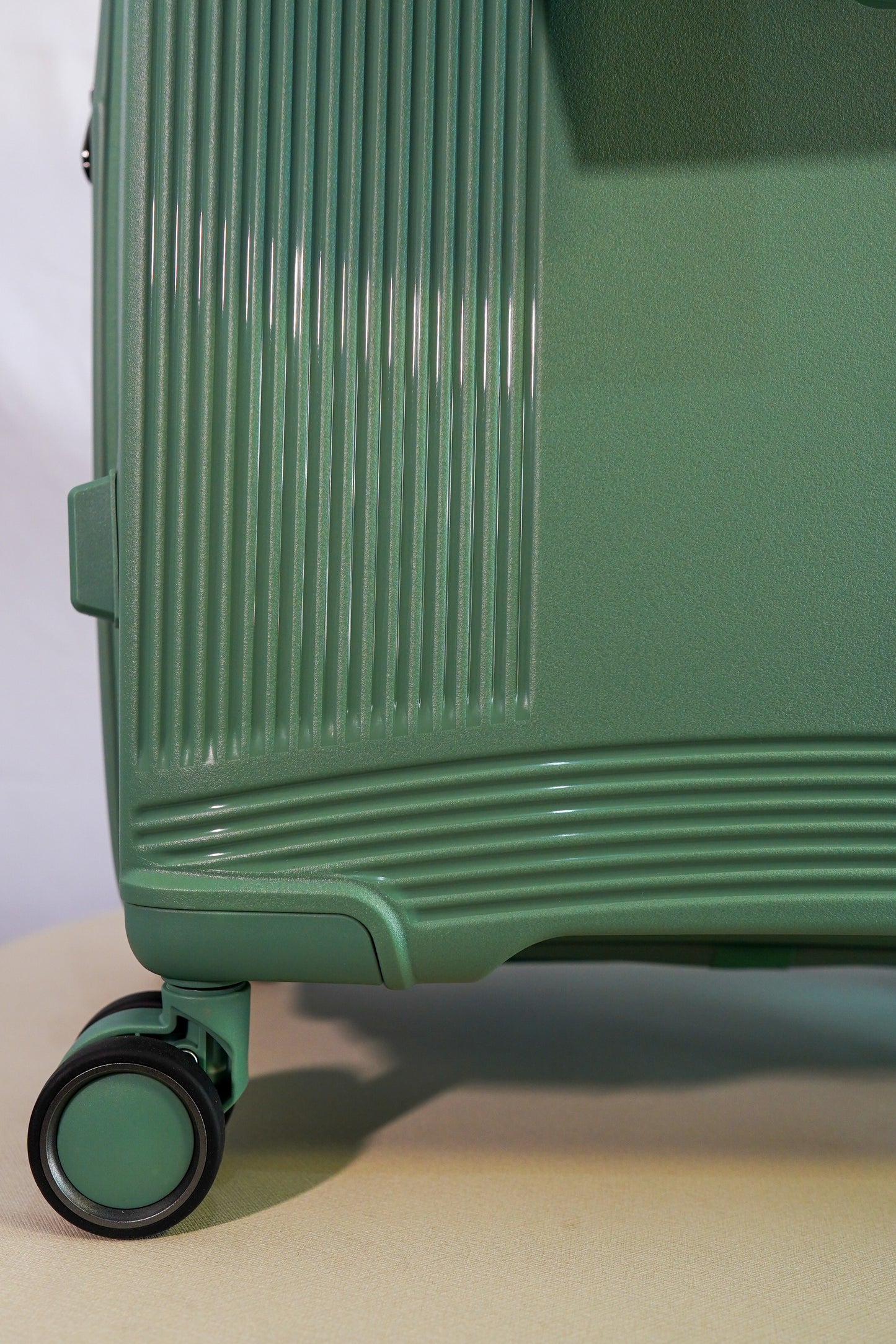 SWISS POLO 24 INCH - MOSS GREEN