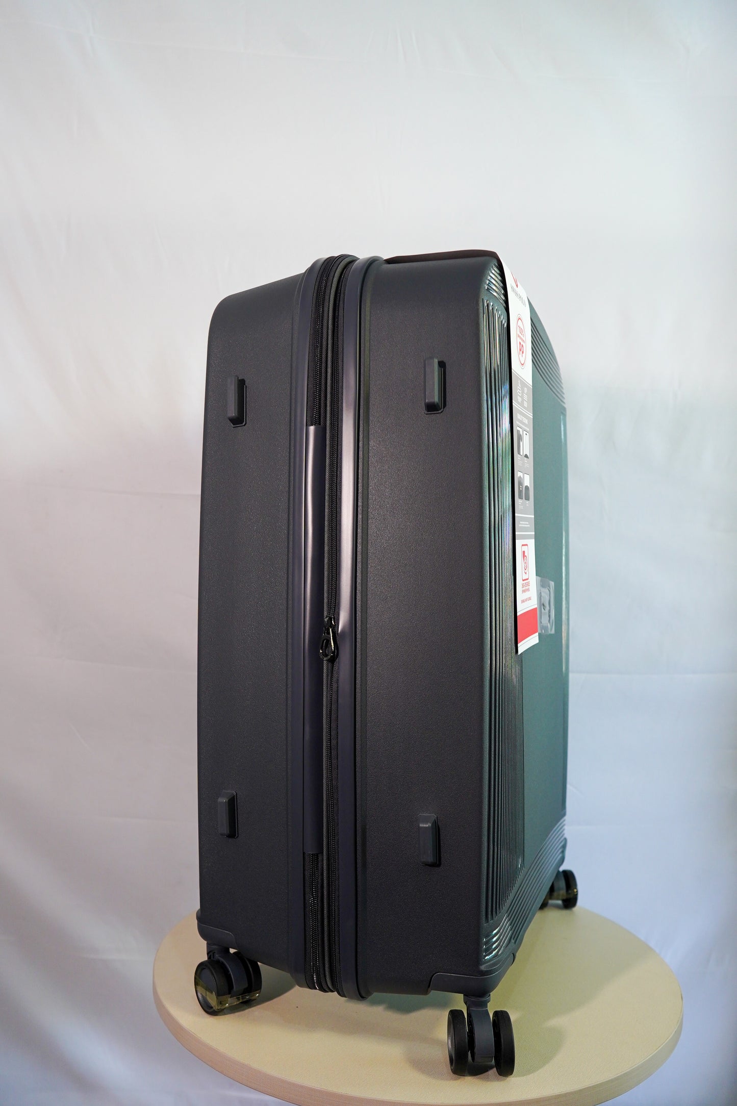 SWISS POLO 24 INCH - BLACK