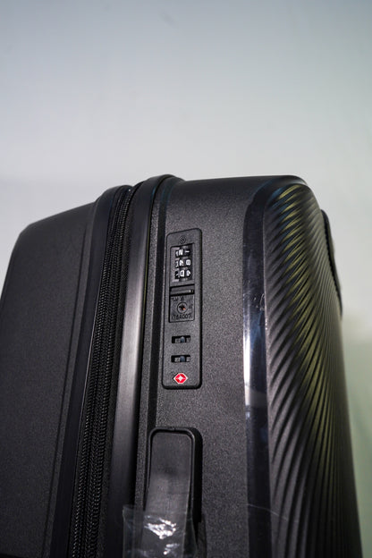 SUITCASE 24 INCH - BLACK