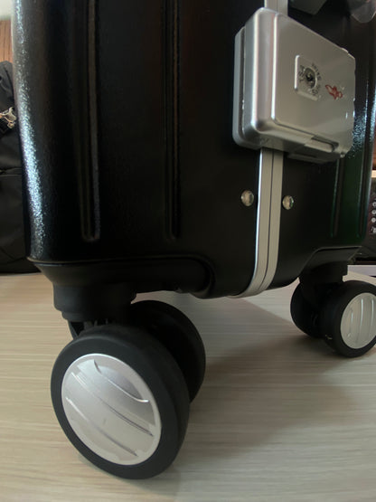 POLO CLASSIC 2O/24 INCH