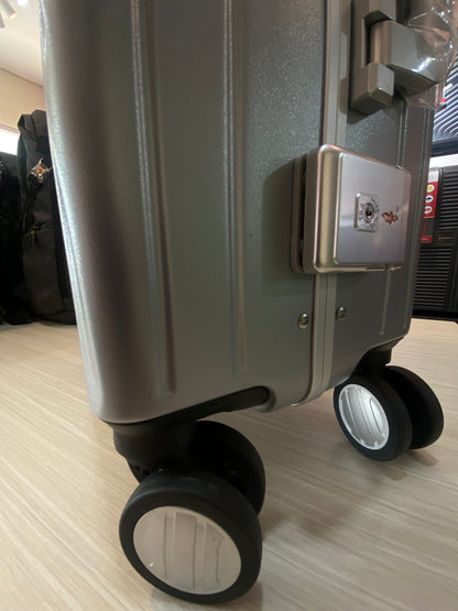 POLO CLASSIC 2O/24 INCH