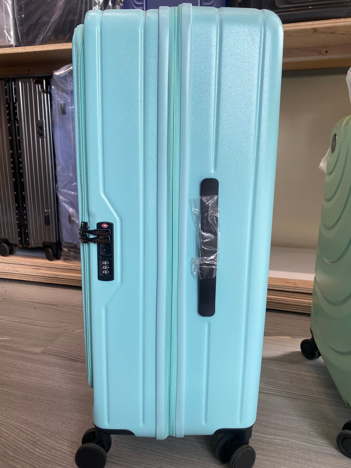 NAVY CLUB - 20/24/28” INCH